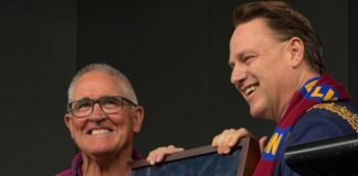 Keys to the City presented to Brisbane Lions coach